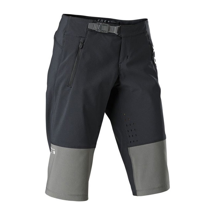 W DEFEND SHORT [BLK] L