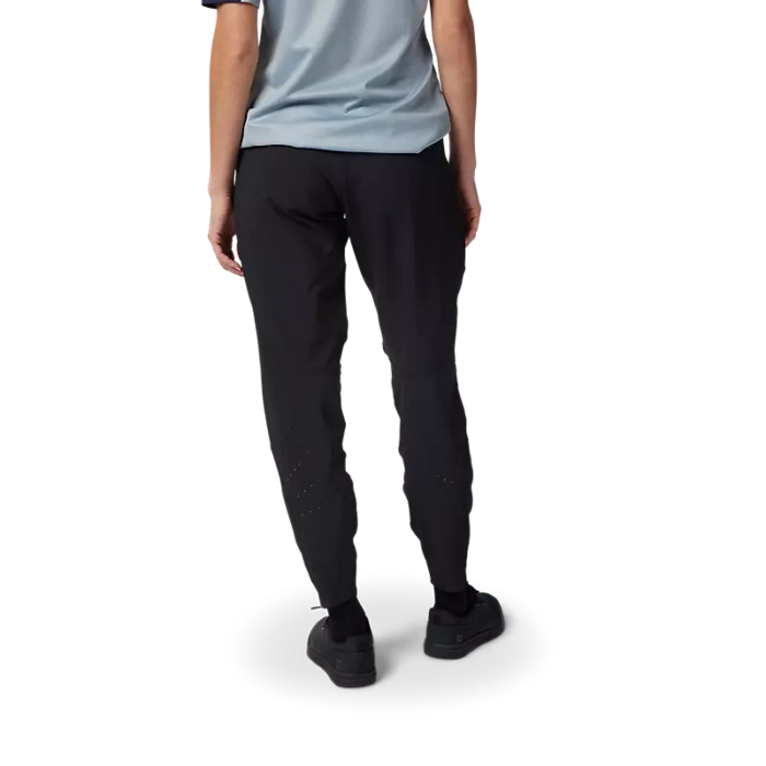 W DEFEND PANT [BLK] 10 - second image